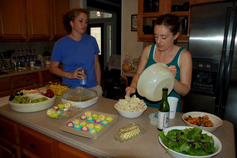 2012/04(April)/Easter/800x600_2012-04-08-58-Easter Dinner.jpg